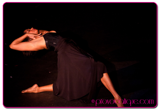 columbus-ohio-burlesque-photographer-hot-pink-wall-street-33