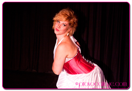 columbus-ohio-burlesque-photographer-hot-pink-wall-street-5