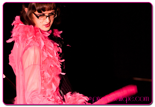 columbus-ohio-burlesque-photographer-hot-pink-wall-street-57