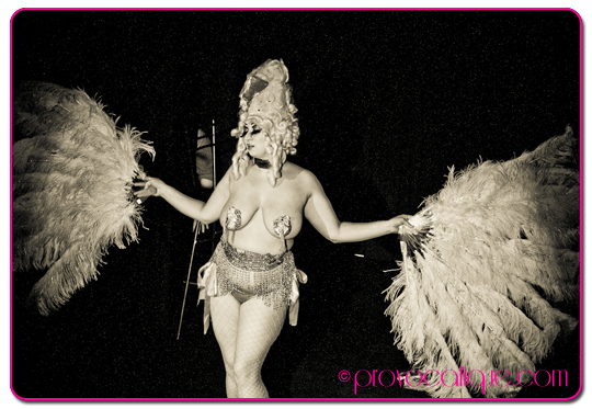 columbus-ohio-burlesque-photographer-hot-pink-wall-street-85